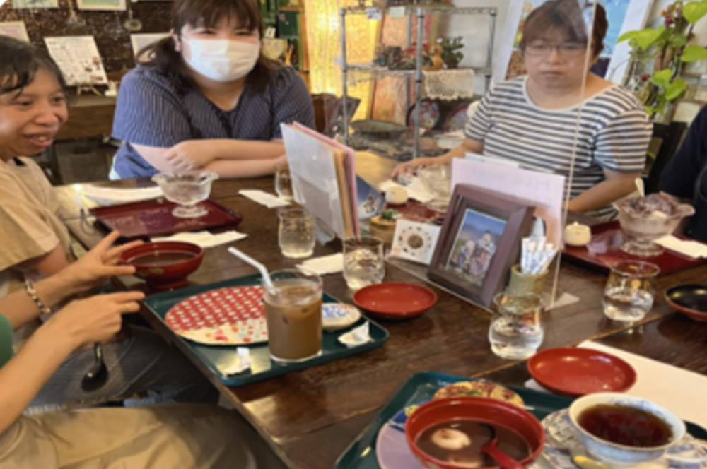 サロン